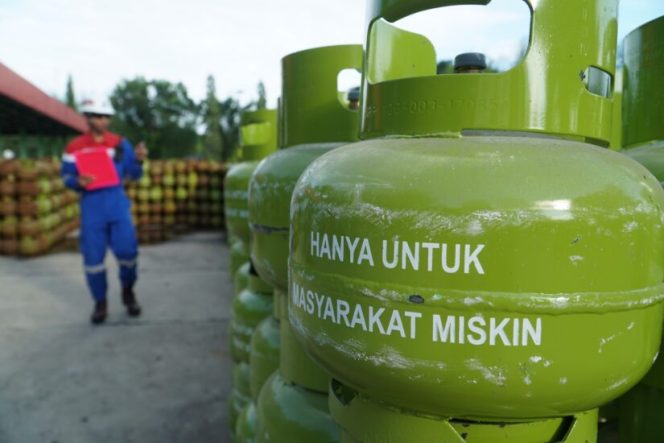 
 LPG 3 KG Tembus Rp 70 Ribu, Gas Melon Langka di Pangkalan Resmi Balikpapan tapi Menumpuk di Pengecer