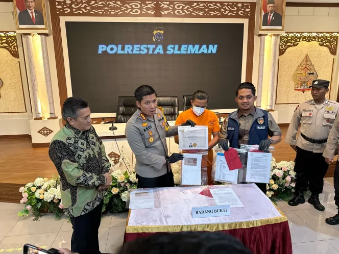 
 Andalkan Google, Dokter Gadungan PSS Diagnosa Pemain Cidera