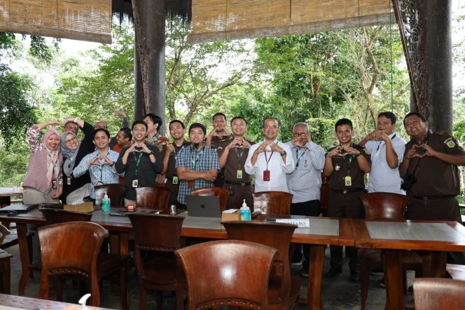 
 Satgas Polda Kaltim Beri Rasa Aman, Sejumlah ASN Kembali Rasakan Atmosfer Bekerja di Nusantara dalam Work from IKN – WFI