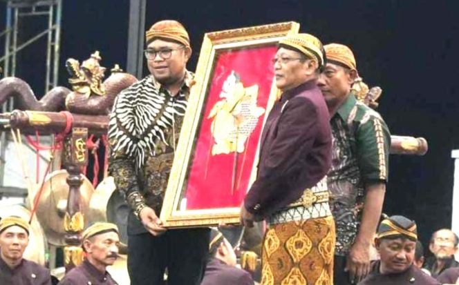 
 Kasmidi Bulang Gelar Pentas Budaya Jawa