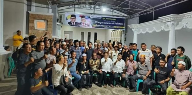 
 Warga Sulawesi Selatan menyambut baik kehadiran pasangan calon Bupati dan Wakil Bupati Kutai Timur, Kasmidi Bulang dan H. Lulu Kinsu, dalam acara silaturahmi yang digelar di kediaman H. Lulu Kinsu di Jalan APT. Pranoto