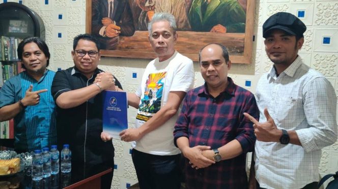 
 Partai Rakyat Adil Makmur (PRIMA) secara resmi menyatakan dukungannya kepada pasangan Kasmidi Bulang, Ketua DPD Golkar Kutai Timur, dan H. Kinsu untuk maju sebagai calon Bupati dan Wakil Bupati Kutai Timur