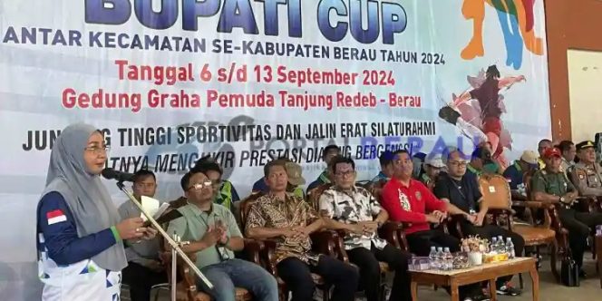 
 Bupati Berau Sri Juniarsih Mas secara resmi membuka Kejuaraan Futsal dan Bola Voli Bupati Cup antar kecamatan se-Kabupaten Berau tahun 2024