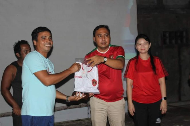 
 Frederick Edwin dan Nanang Adriani Gelar Nobar, ratusan Warga Kutai Barat Hadir Meriahkan Acara