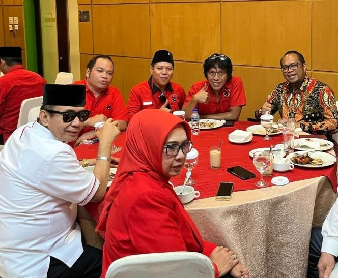 
 Kasmidi Bulang Raih Dukungan Baru dari Mantan Tim Hukum ARMY