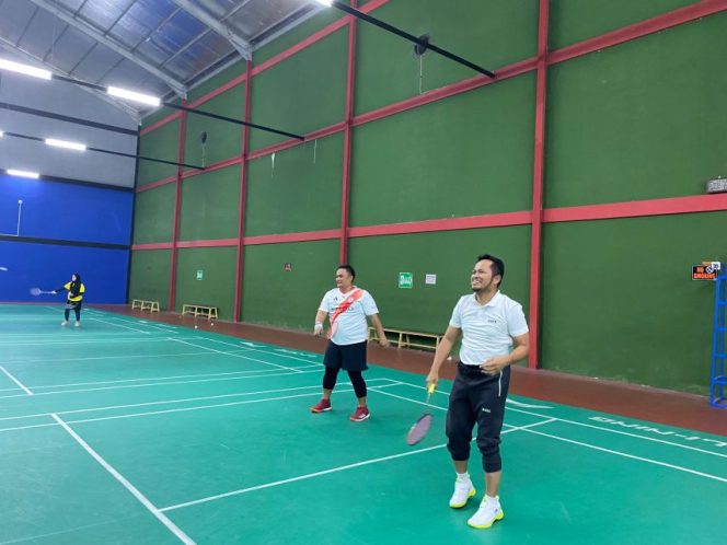 
 Rudy Mas'ud dan Influencer Samarinda Gelar Pertandingan Bulu Tangkis Lawan Narkoba