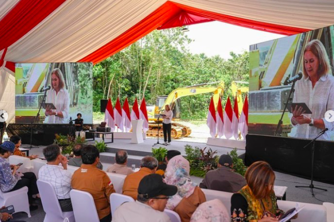 
 Duta Besar Norwegia untuk Indonesia dan Timor Leste Rut Krüger Giverin mengapresiasi pembangunan Ibu Kota Nusantara (IKN) yang disertai dengan upaya perlindungan hutan dan sumber daya alam (SDA).