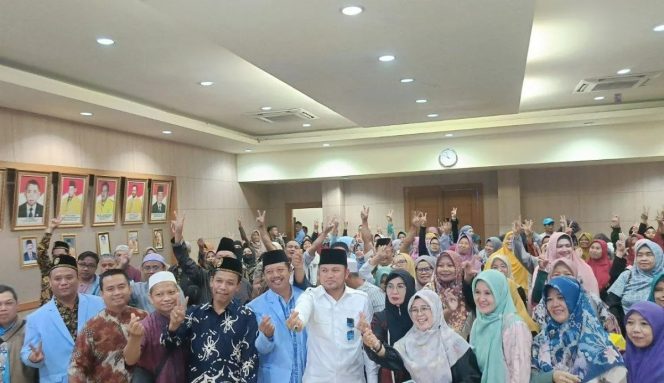 
 Rudy Mas'ud Janjikan Insentif Bulanan untuk Guru Agama di Kaltim Lewat Program 