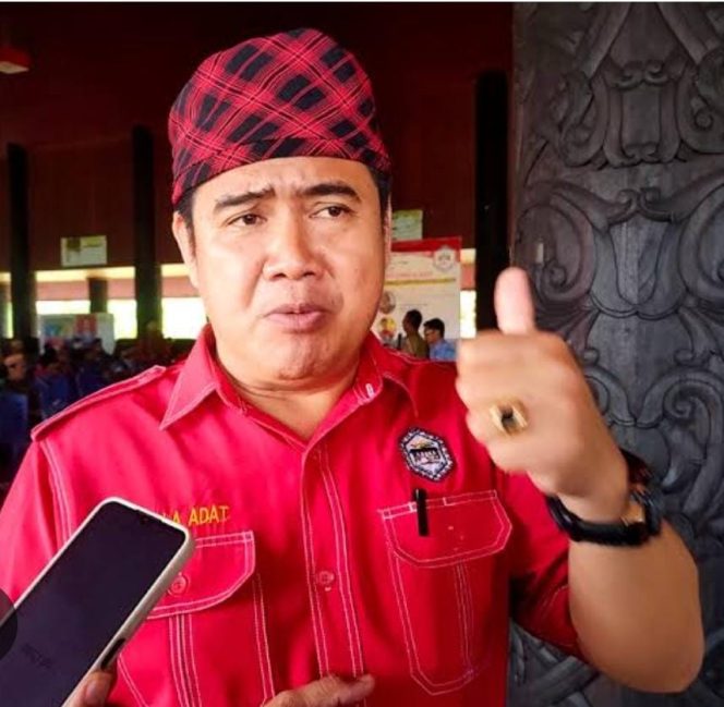 
 Manar Dimansyah, SH Kepala Adat Besar Kabupaten Kutai Barat (Kubar)