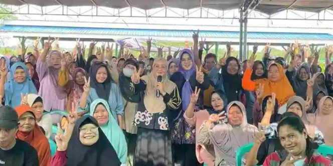 
 Sri Juniarsih Fokus Sampaikan Program Unggulan di Setiap Wilayah Berau