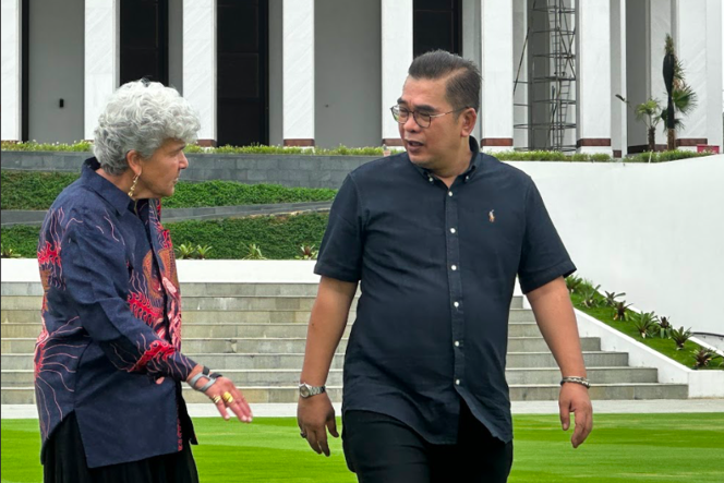 
 Under Secretary of Commerce for International Trade Marisa Lago bersama Deputi Bidang Transformasi Hijau dan Digital OIKN Mohammed Ali Berawi di IKN
