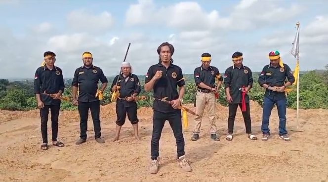 
 Bala Pertahanan Adat Asli Kalimantan (Baladika) Mulawarman Kutai Timur
