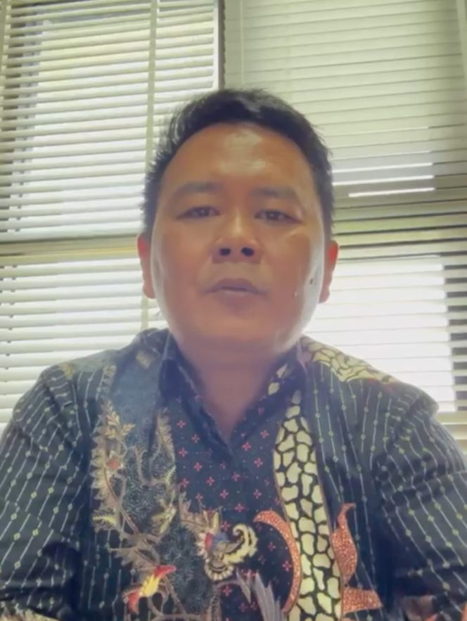 
 Ketua Cabang Laskar Pemuda Adat Dayak Kalimantan Kota Bontang, Alisius Rony