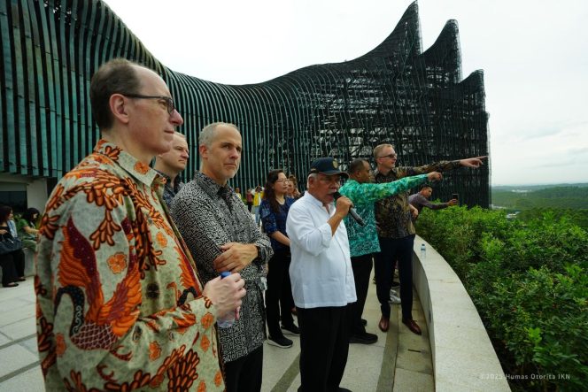 
 Para Duta Besar dan delegasi negara sahabat saat mengikuti rangkaian acara Nusantara International Partners Visit (NIPV) 2025, di Ibu Kota Nusantara