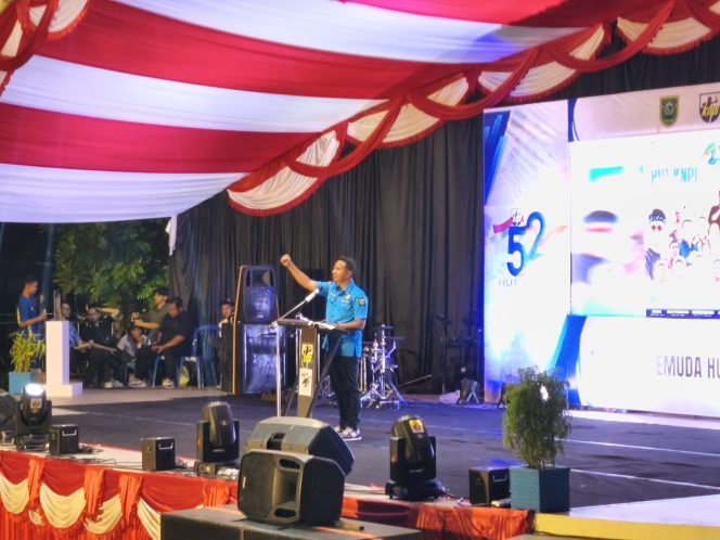 
 1.000 Bendera Merah Putih Dibagikan di Puncak Perayaan HUT ke-52 KNPI Berau