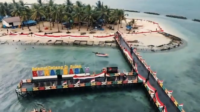 
 Pulau Beras Basah Dipenuhi Merah Putih di HUT ke-80 RI