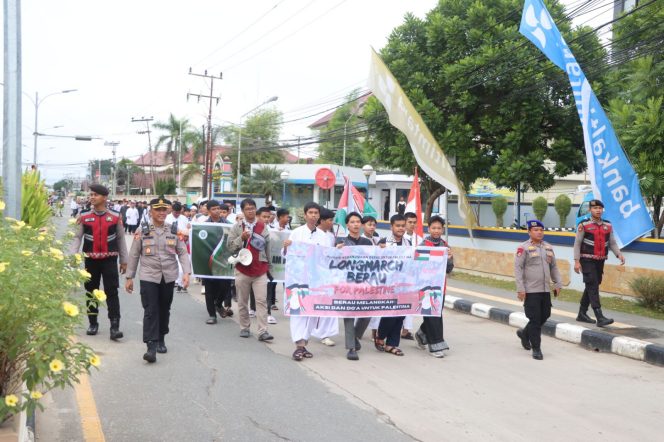 
 Berau Long March Dukung Palestina, Ratusan Warga Turun ke Jalan