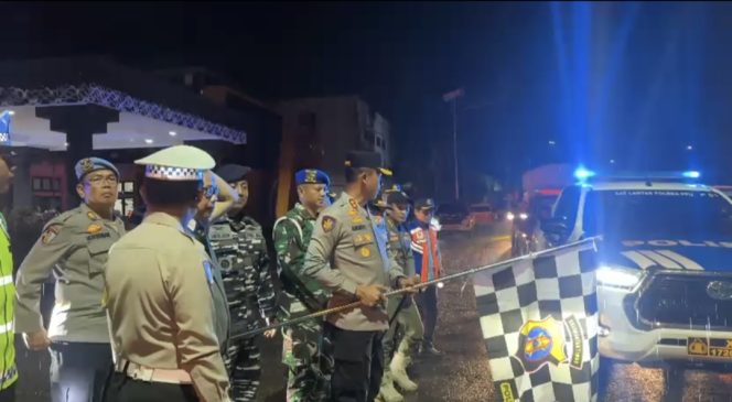 
 Malam Tahun Baru 2026 Diawali Doa Bersama, Polres PPU Peduli Korban Bencana Aceh dan Sumatera