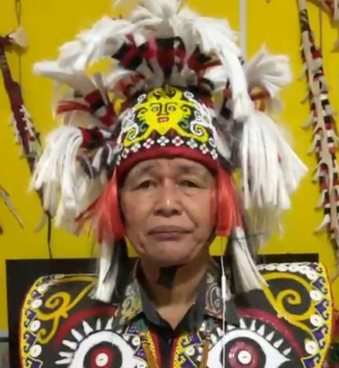 
 Ketua Adat Desa Budaya Pampang Dukung Polri di Bawah Presiden Prabowo