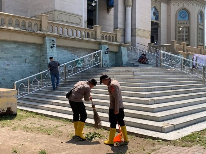 
 Brimob Kaltim Turut Ambil Peran dalam Pemulihan Masjid Islamic Center Lhokseumawe