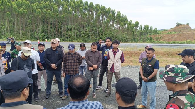 
 Verifikasi Lahan JBH Segmen 6A, Satgas Polda Kaltim Bersama ATR/BPN Turun Langsung ke Lapangan