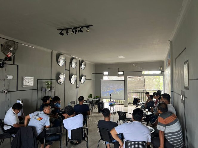 
 Bangun Komunikasi dan Kebersamaan, Dit Intelkam Polda Kaltim Gelar Nobar Piala Dunia