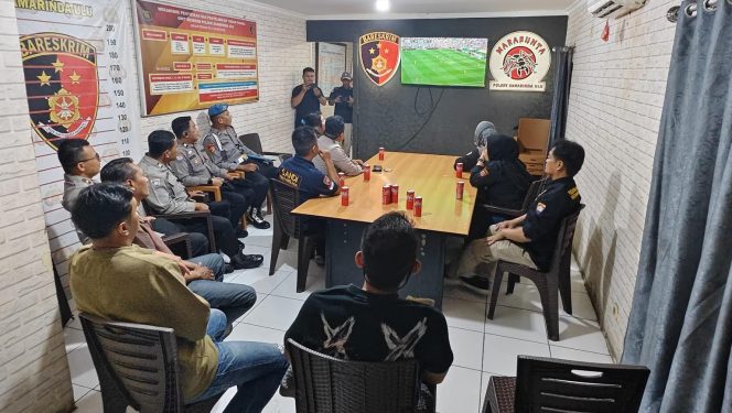
 Polsek Samarinda Ulu Perkuat Kedekatan dengan Warga Lewat Nobar Piala Dunia 2026